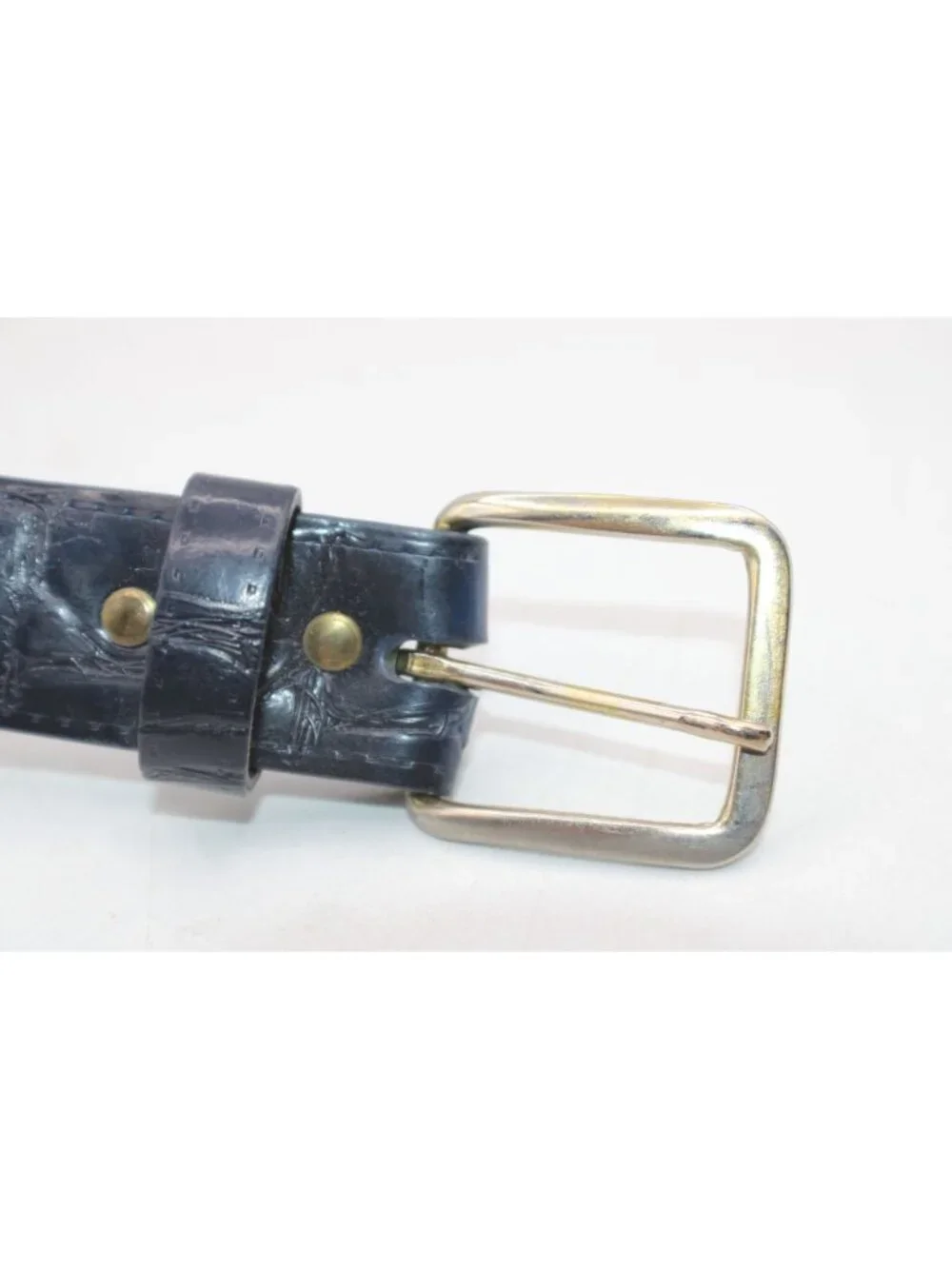 Navy Blue Croc Like Design Faux Leather Belt Size 18 With Gold Tone Buckle Vtg